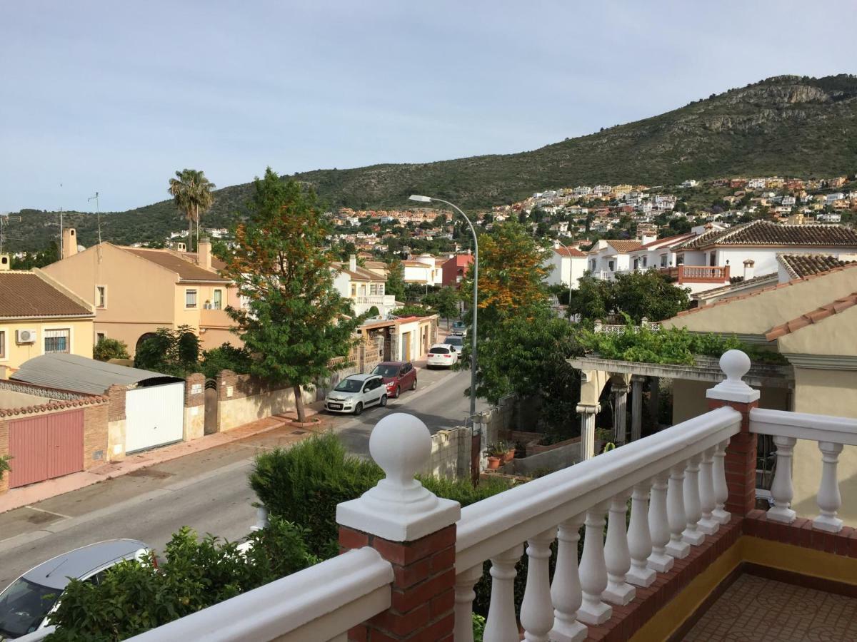 Chalet Con Barbacoa, Chimenea Y Piscina En Alhaurín de la Torre Exterior foto