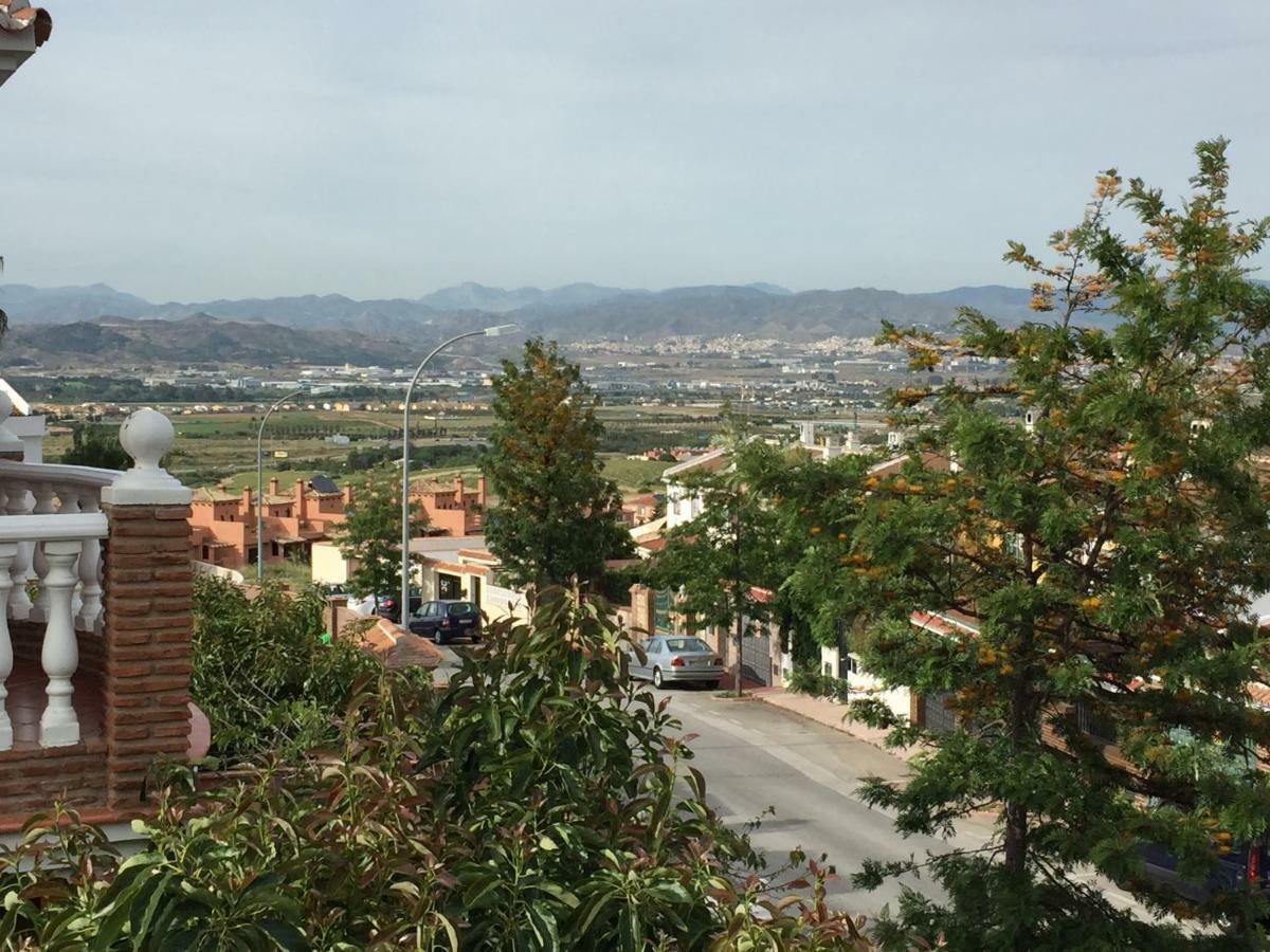 Chalet Con Barbacoa, Chimenea Y Piscina En Alhaurín de la Torre Exterior foto